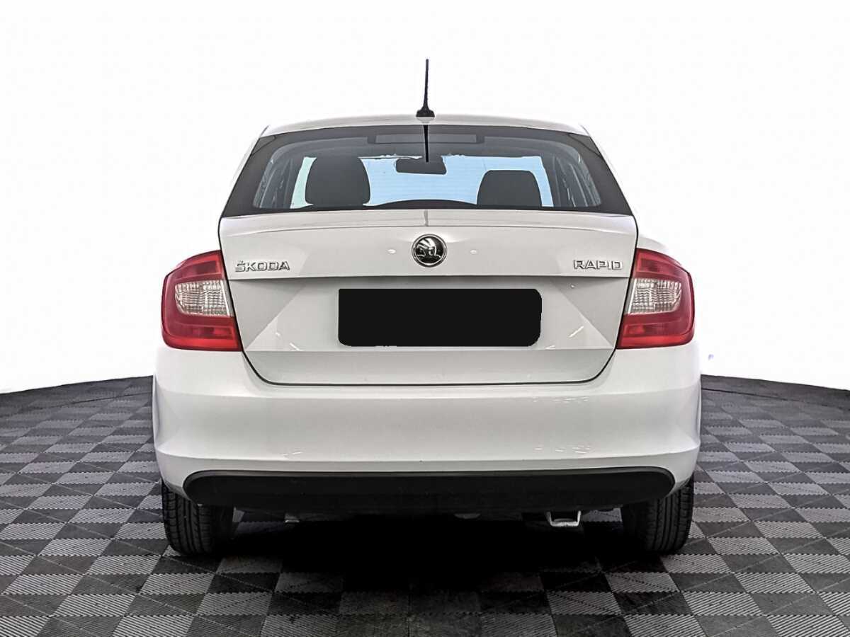 Skoda Rapid 2017 года с пробегом. Фото: #5