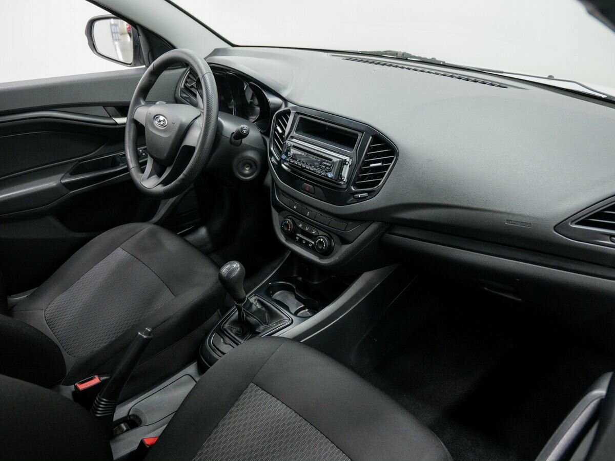 Lada (ВАЗ) Vesta 2019 года с пробегом. Фото: #6