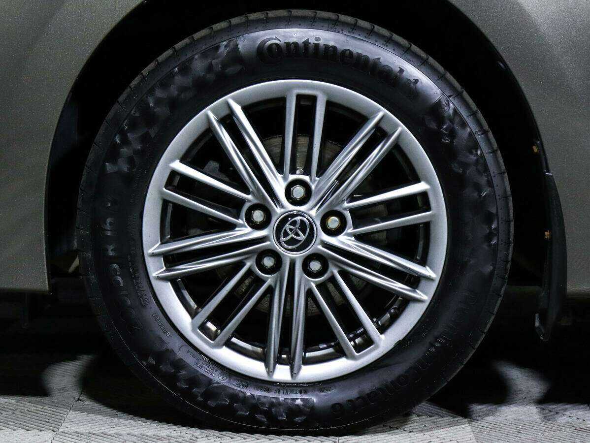 Toyota Corolla 2018 года с пробегом. Фото: #14