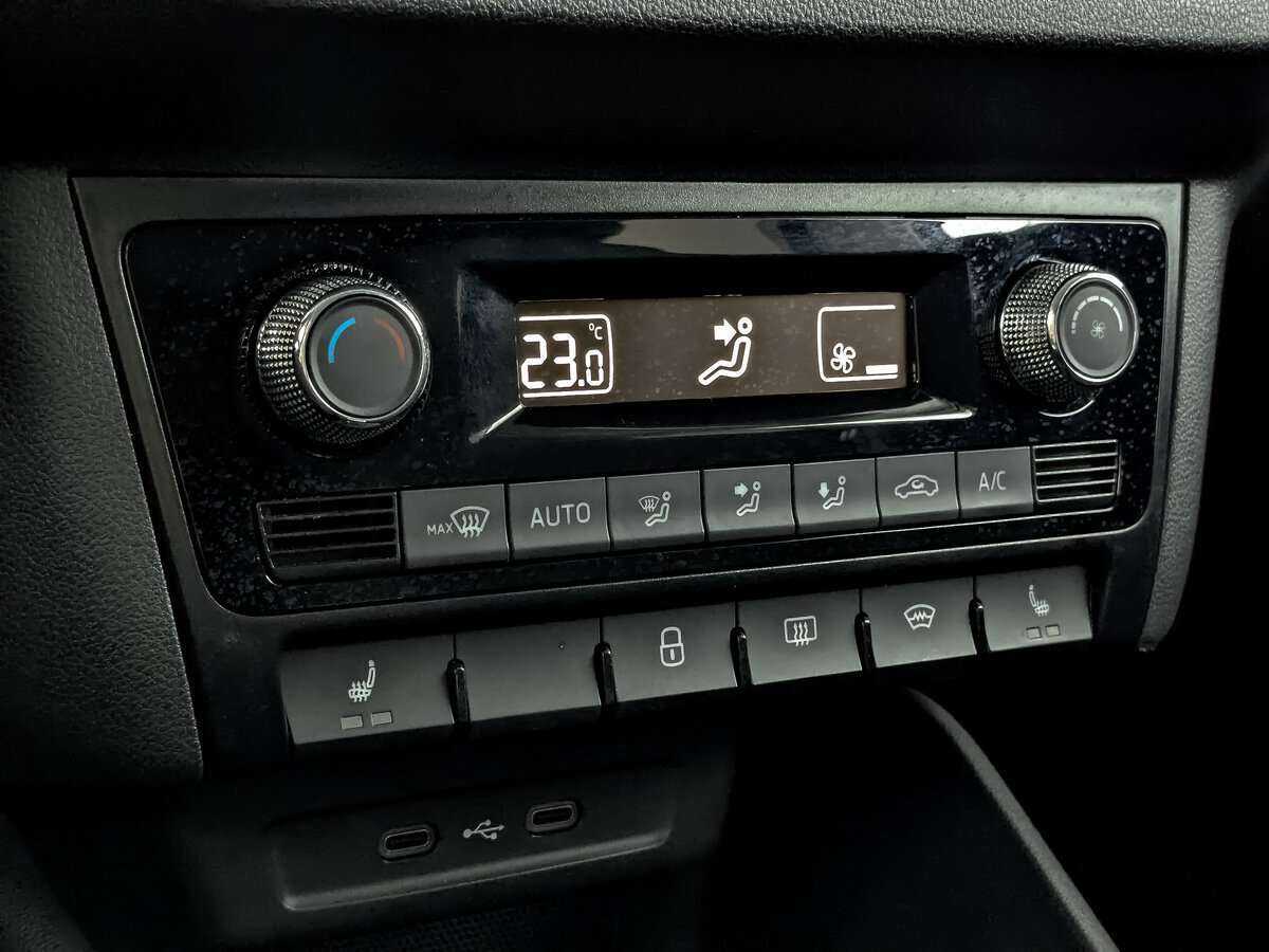 Skoda Rapid 2021 года с пробегом. Фото: #16