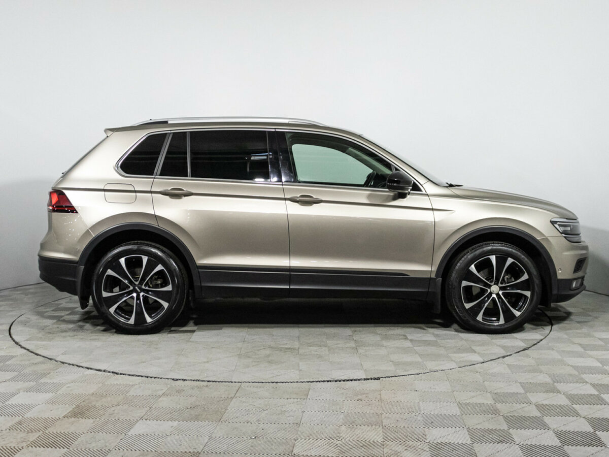 Volkswagen Tiguan 2019 года с пробегом. Фото: #3