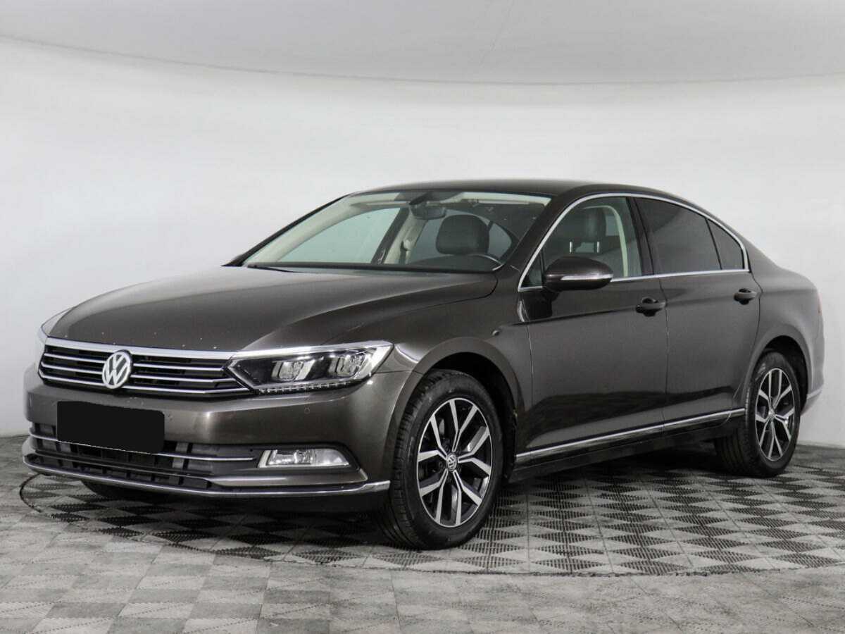 Volkswagen Passat 2015 года с пробегом. Посмотреть фото