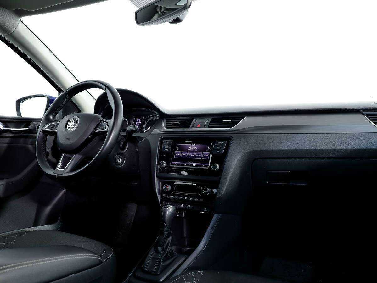 Skoda Rapid 2017 года с пробегом. Фото: #8