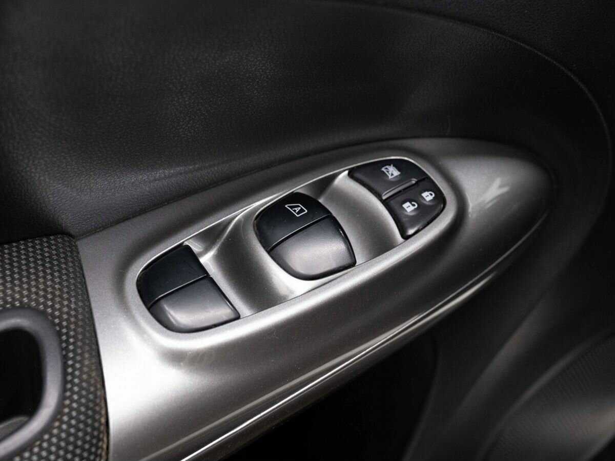 Nissan Juke 2012 года с пробегом. Фото: #17