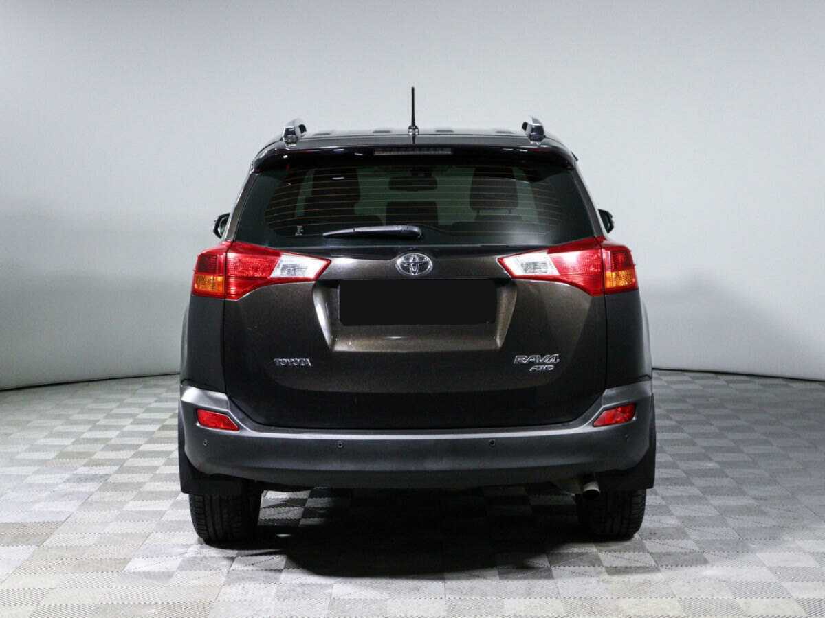 Toyota RAV4 2013 года с пробегом. Фото: #4