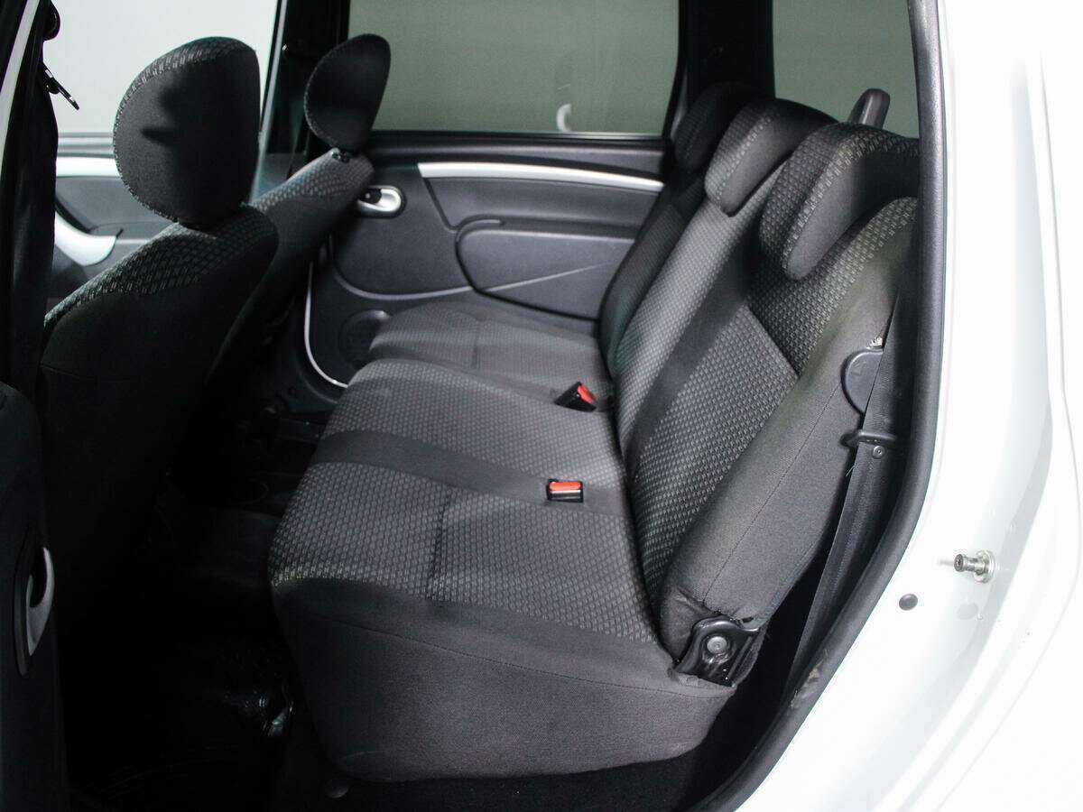 Lada (ВАЗ) Largus 2017 года с пробегом. Фото: #9