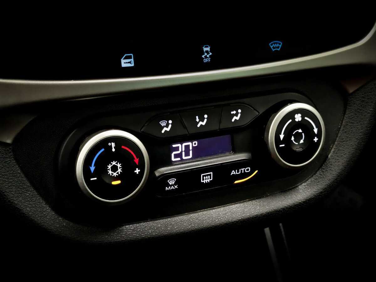 Lada (ВАЗ) Vesta 2019 года с пробегом. Фото: #23