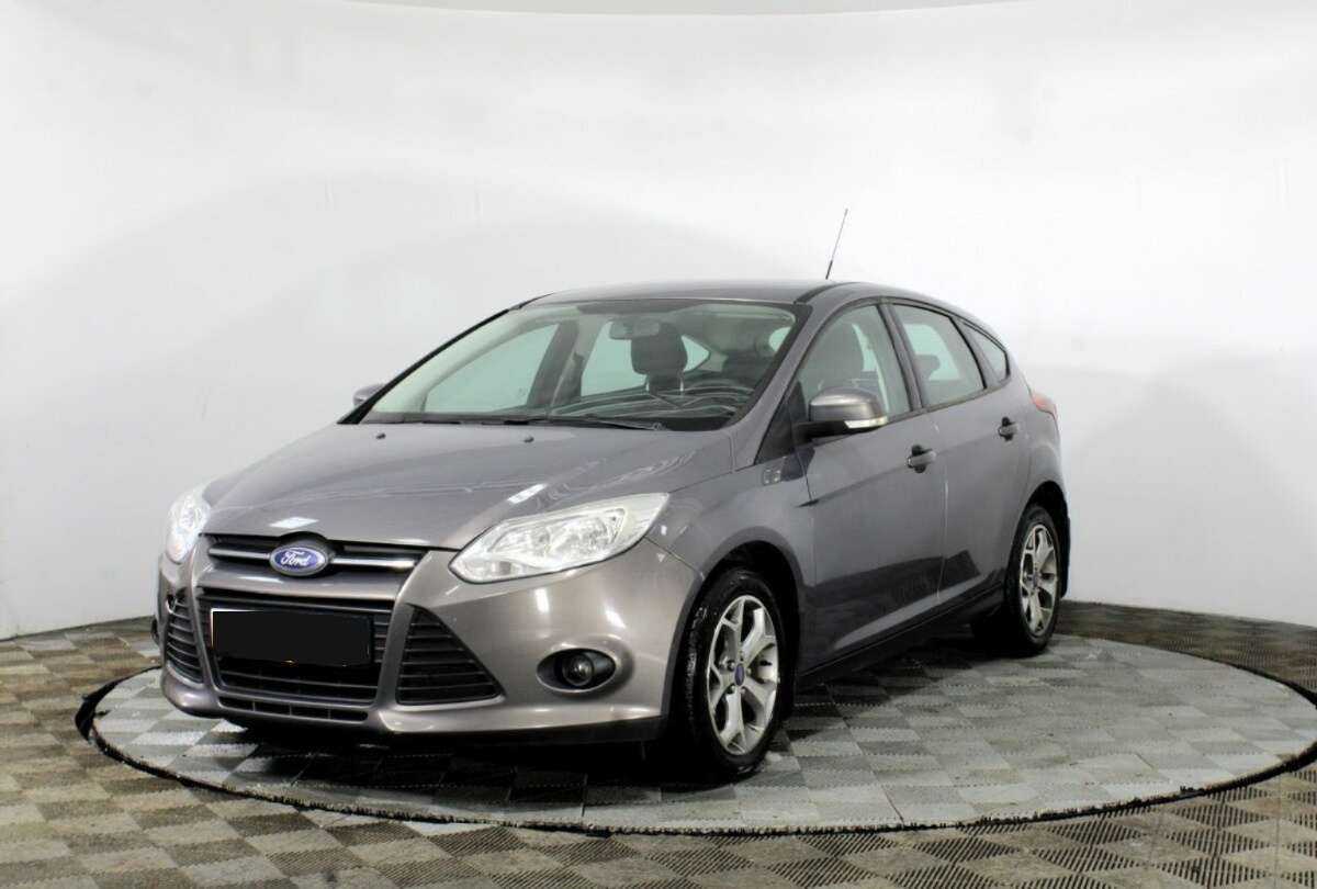 Ford Focus 2014 года с пробегом. Посмотреть фото