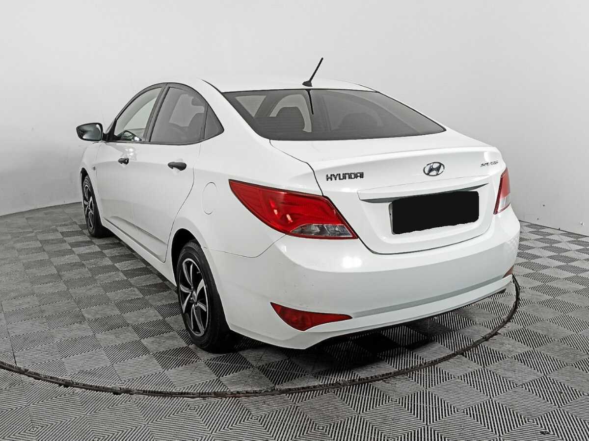 Hyundai Solaris 2015 года с пробегом. Фото: #5