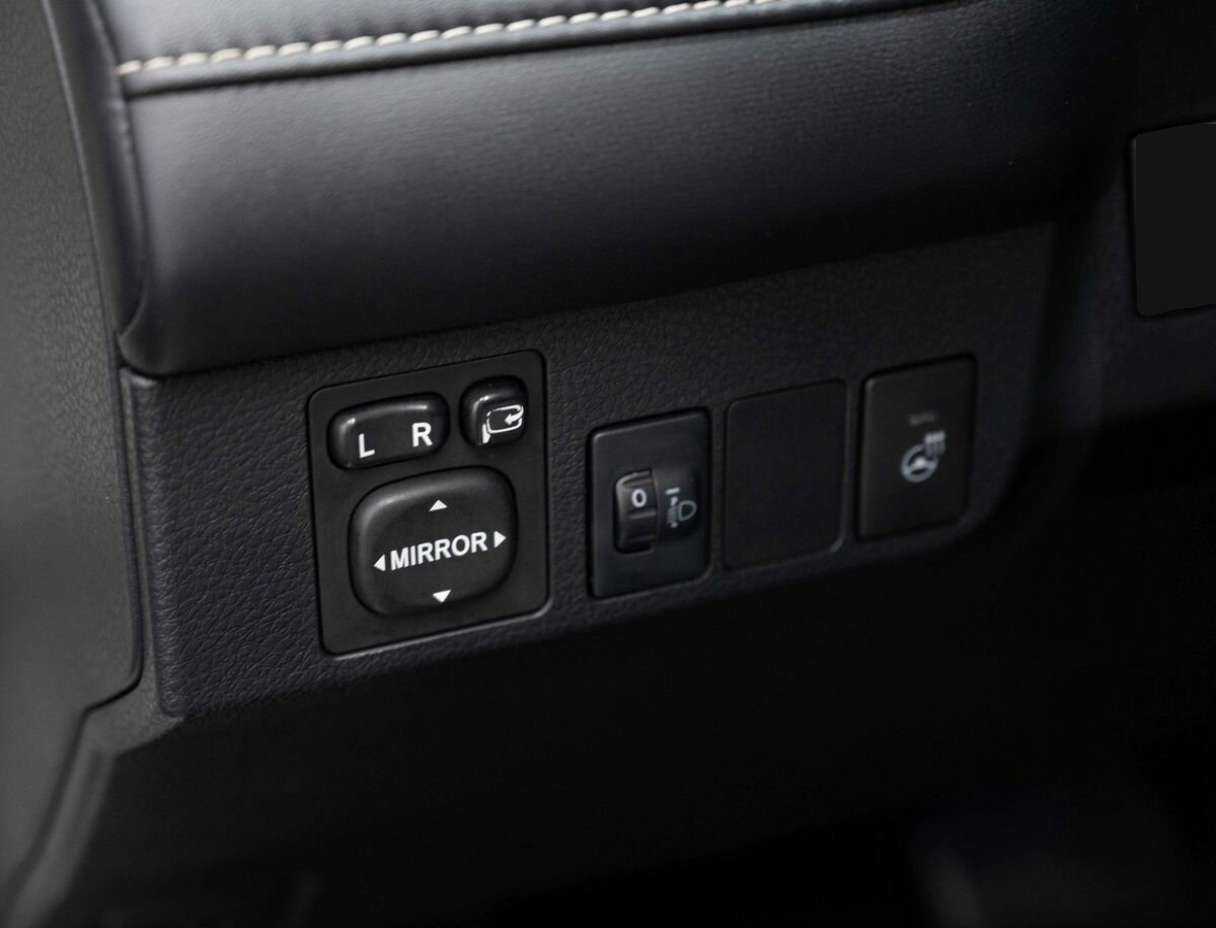 Toyota RAV4 2017 года с пробегом. Фото: #14