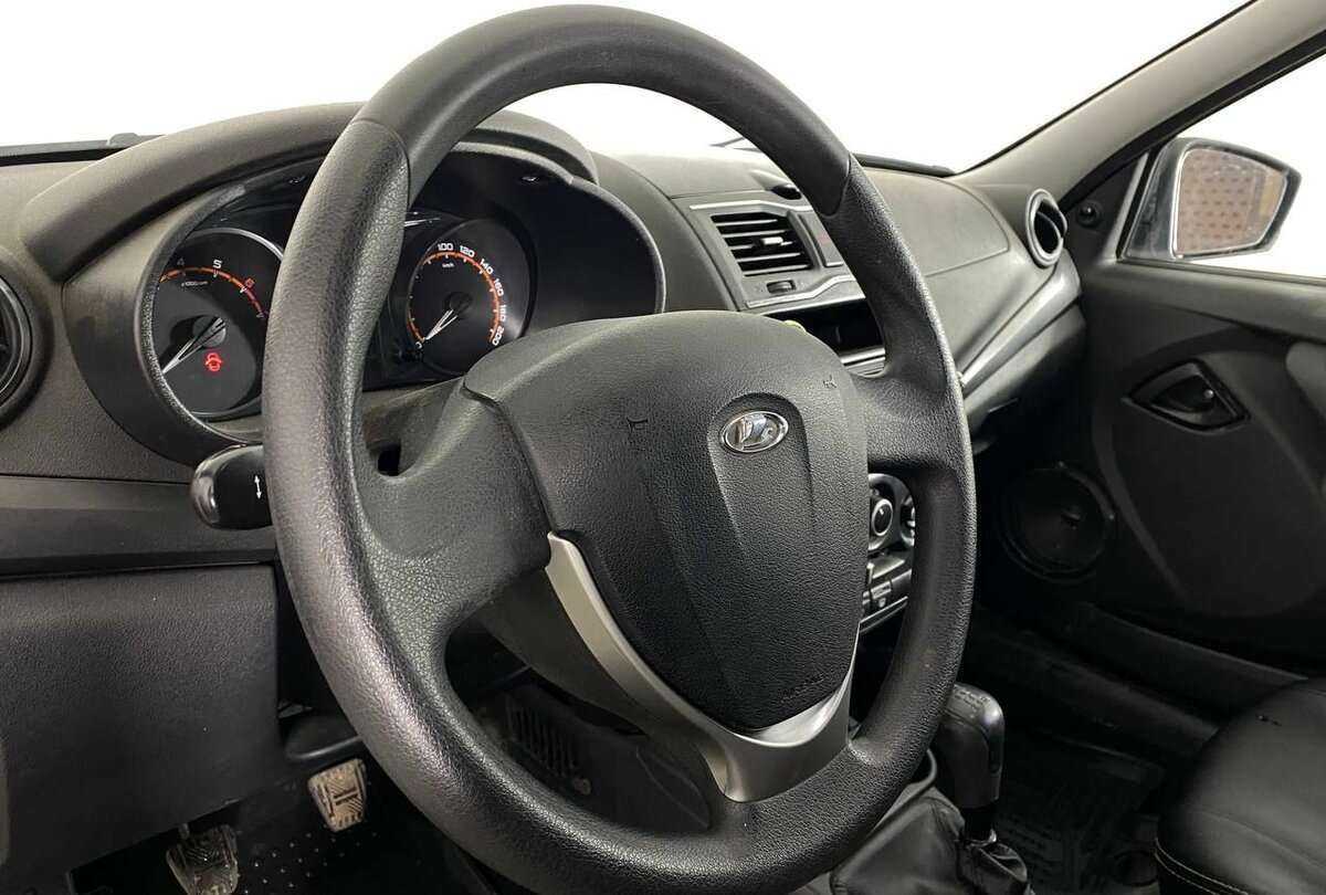 Lada (ВАЗ) Granta 2019 года с пробегом. Фото: #11