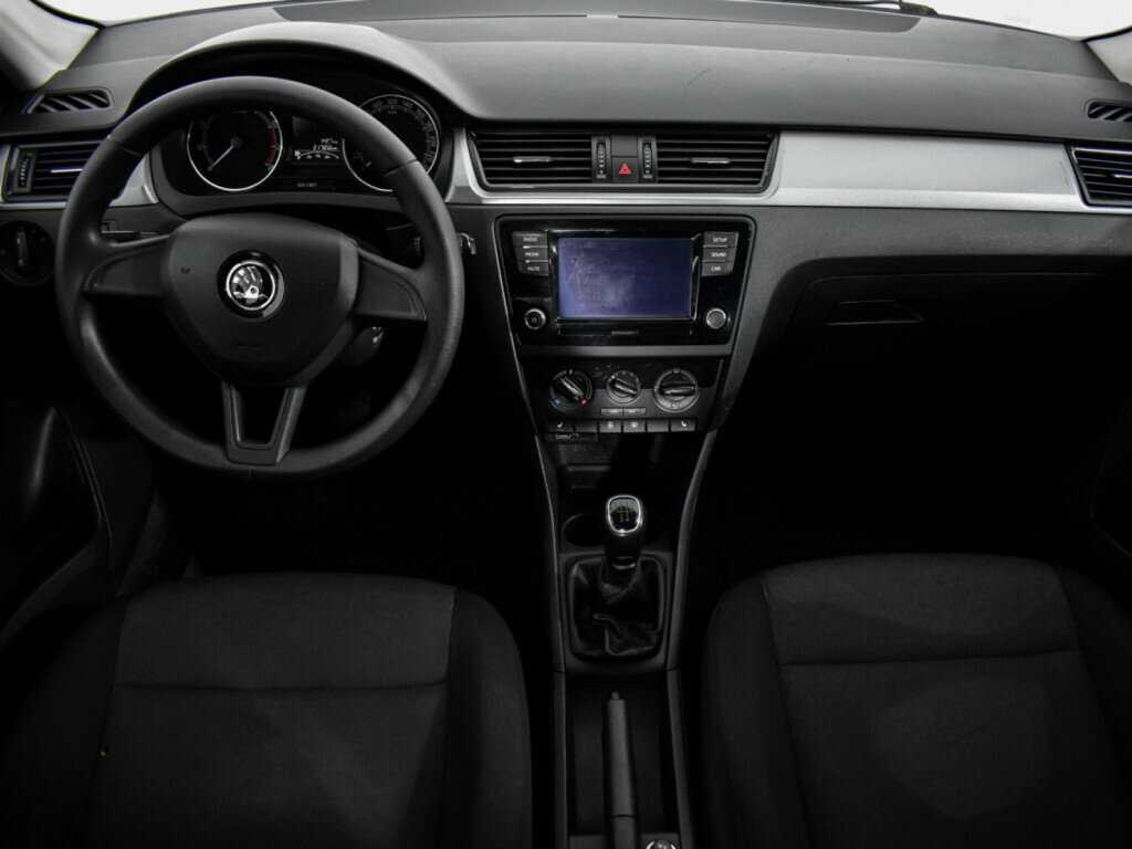 Skoda Rapid 2018 года с пробегом. Фото: #11