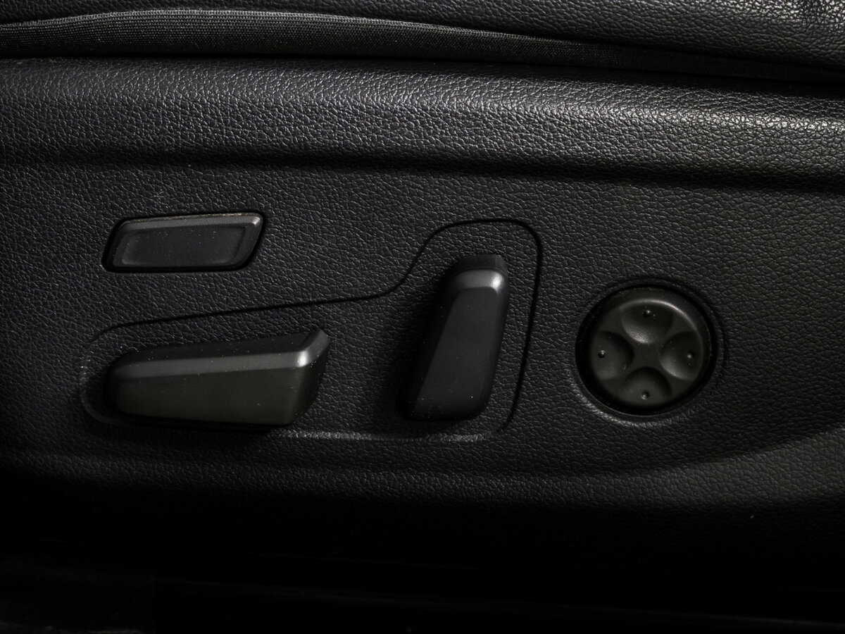 Hyundai Santa Fe 2019 года с пробегом. Фото: #13