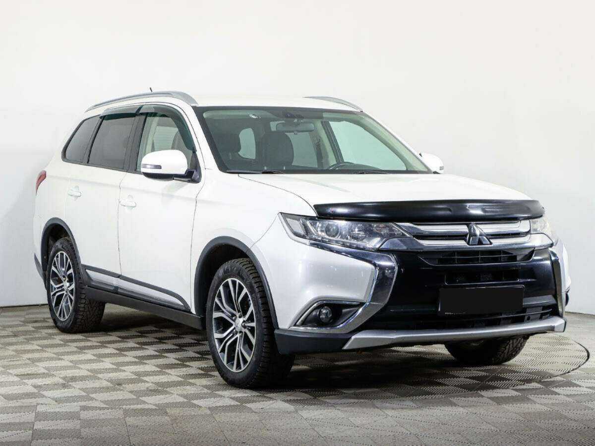 Mitsubishi Outlander 2015 года с пробегом. Фото: #2