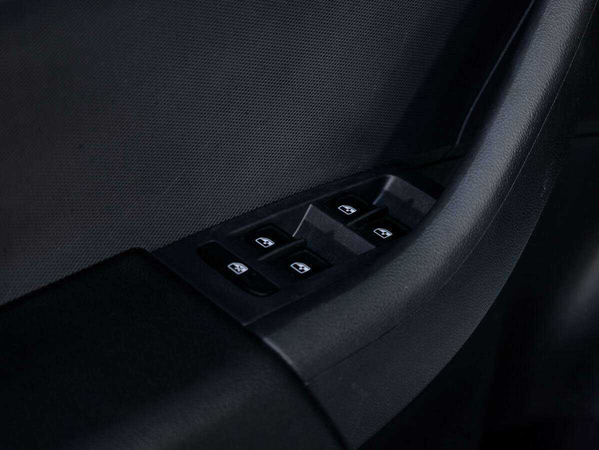 Skoda Rapid 2015 года с пробегом. Фото: #18