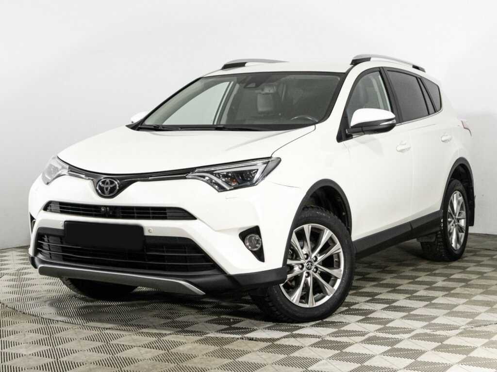 Toyota RAV4 2017 года с пробегом. Фото: #0