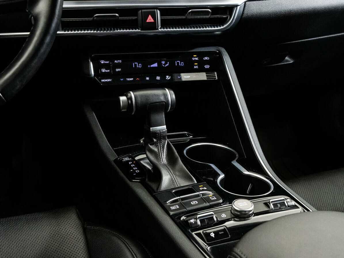 Kia K5 2020 года с пробегом. Фото: #11