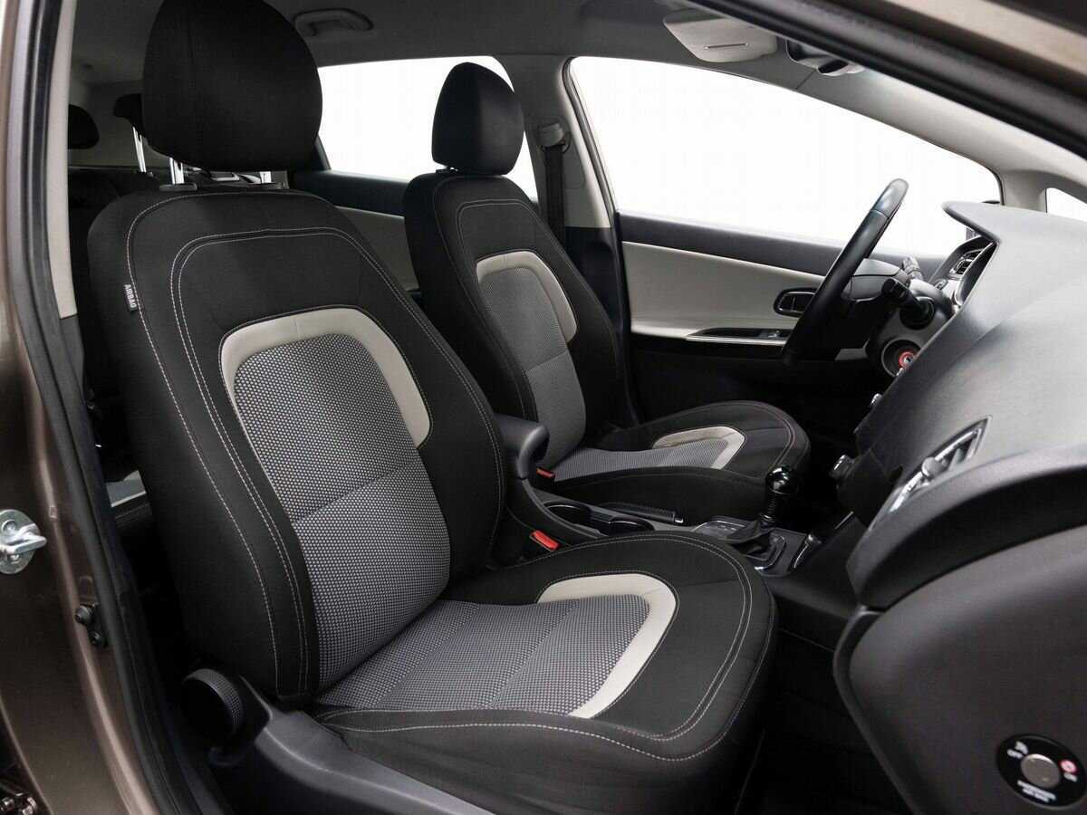 Kia Ceed 2013 года с пробегом. Фото: #11