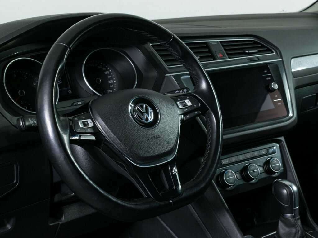 Volkswagen Tiguan 2018 года с пробегом. Фото: #12