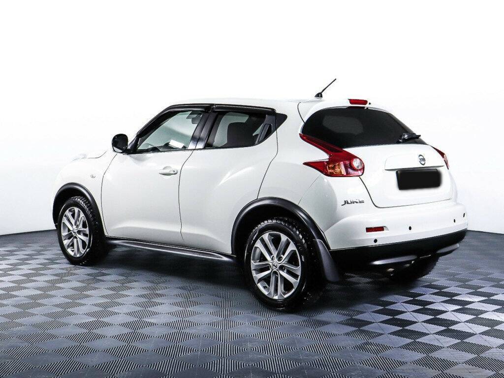 Nissan Juke 2012 года с пробегом. Фото: #5