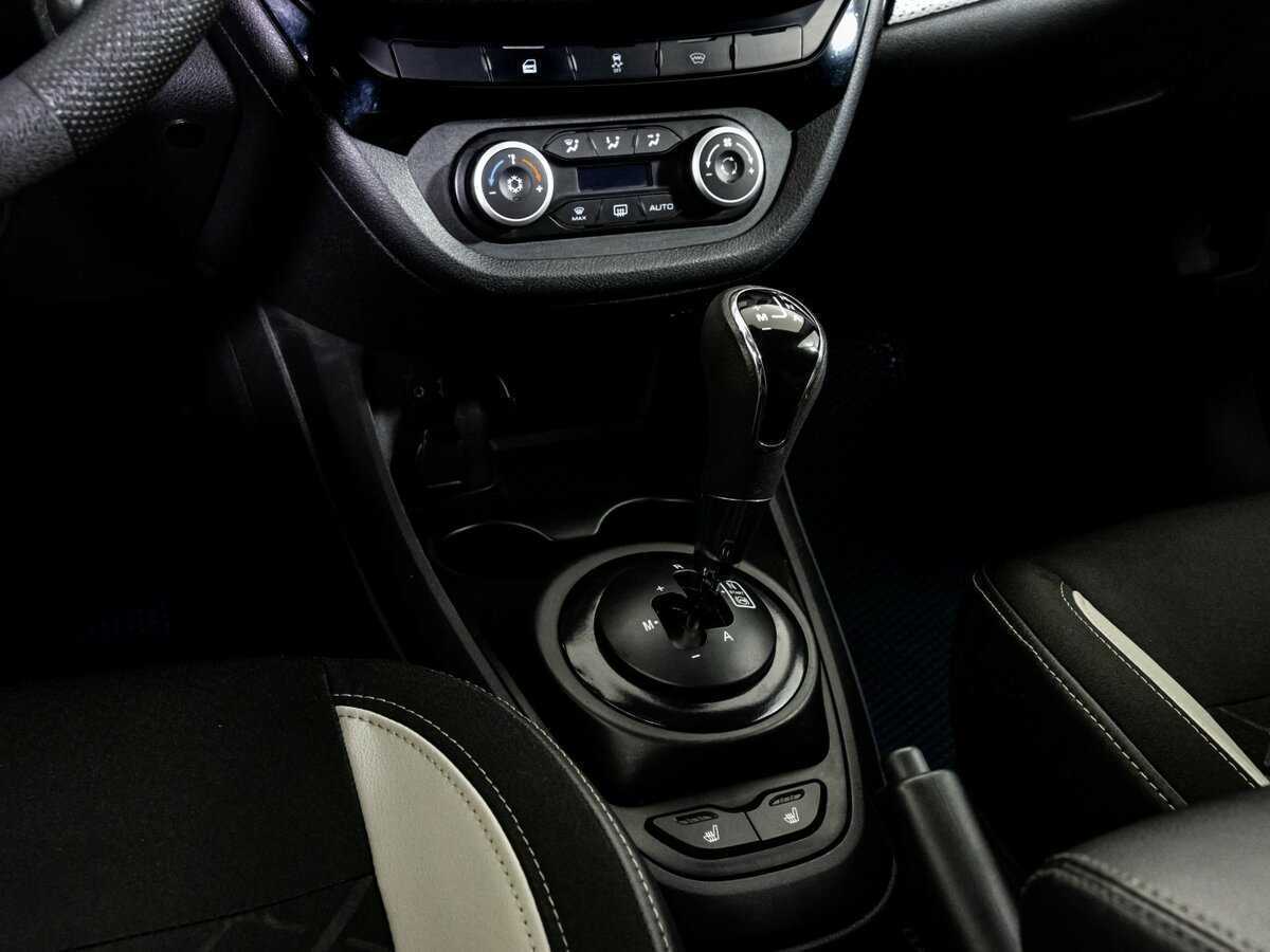 Lada (ВАЗ) Vesta 2019 года с пробегом. Фото: #12