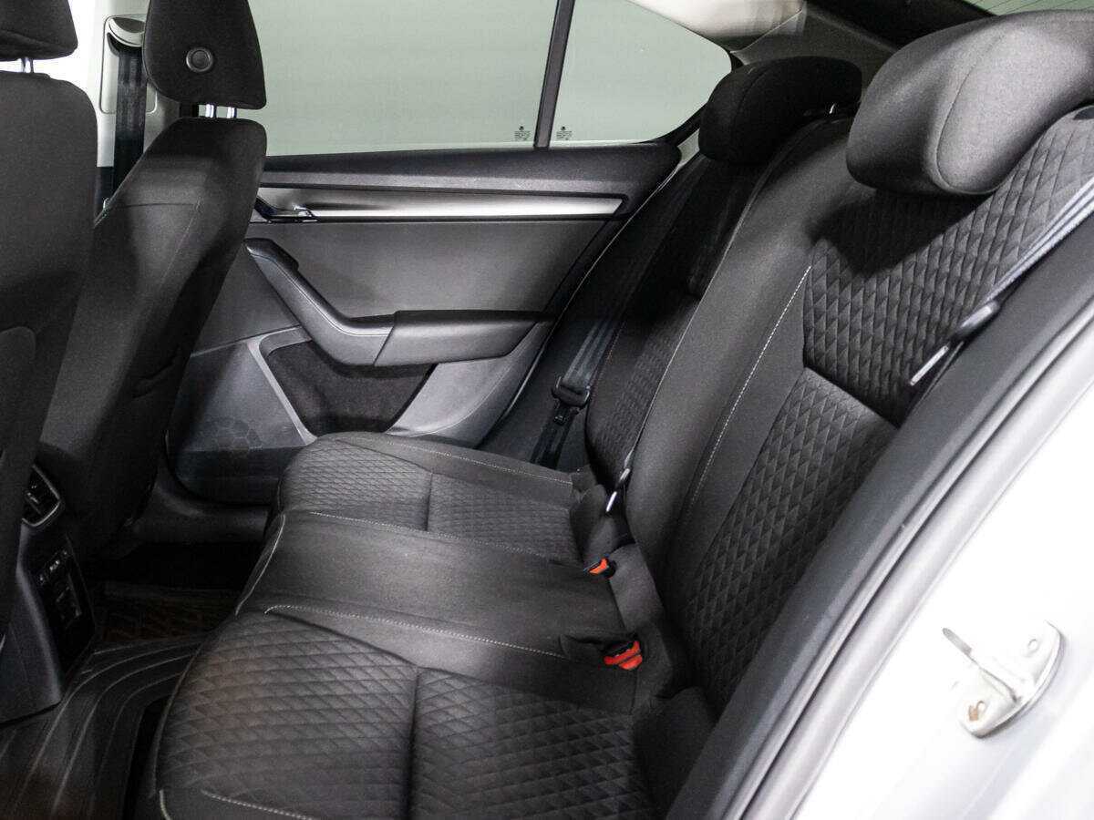 Skoda Octavia 2018 года с пробегом. Фото: #9