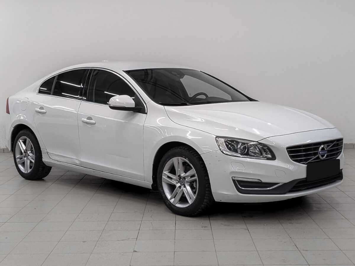 Volvo S60 2016 года с пробегом. Фото: #2