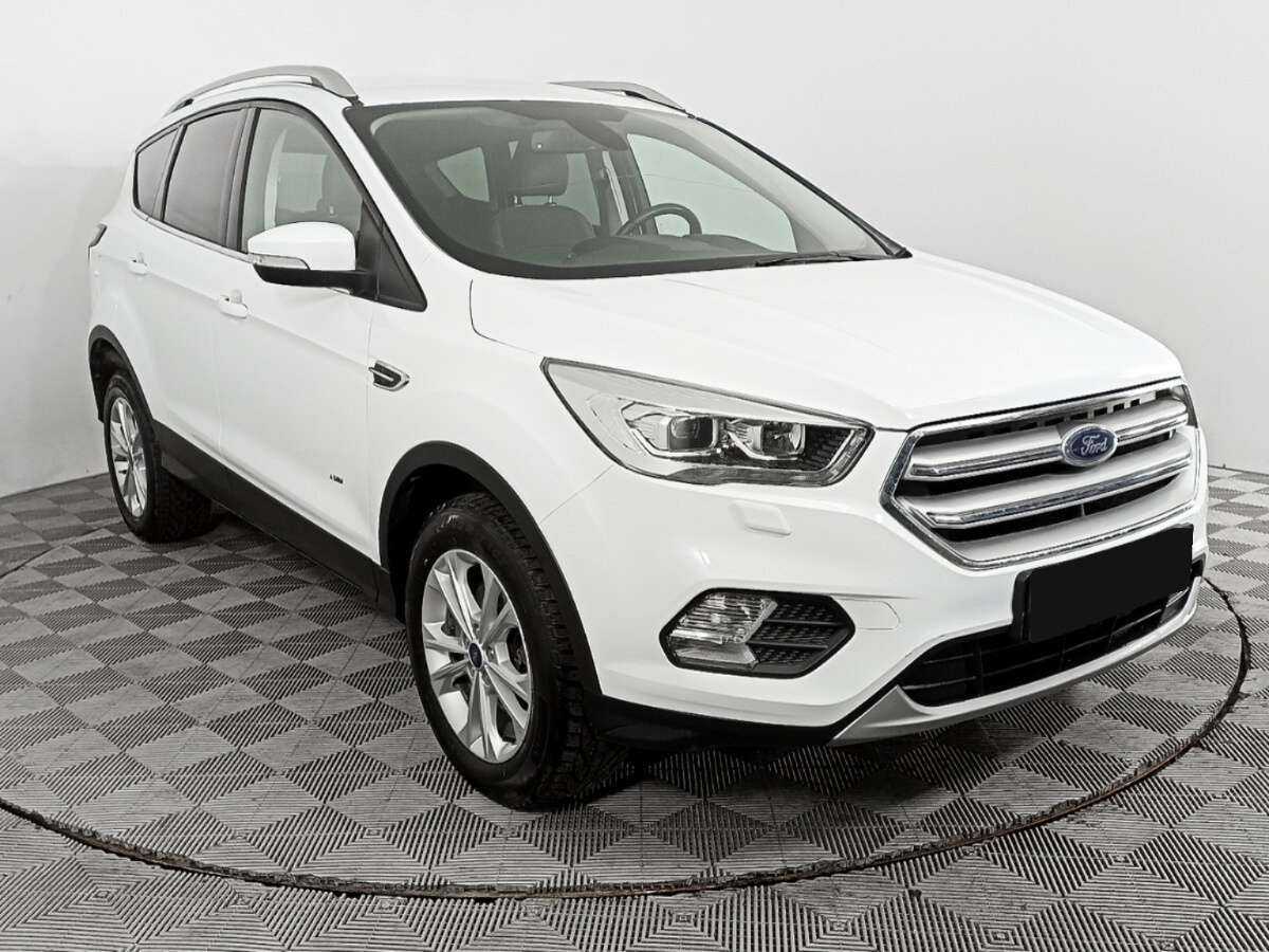 Ford Kuga 2018 года с пробегом. Фото: #2