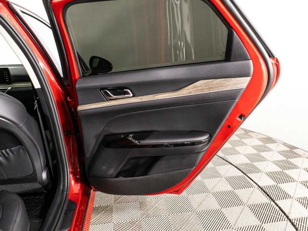 Kia K5 2022 года с пробегом. Фото: #29