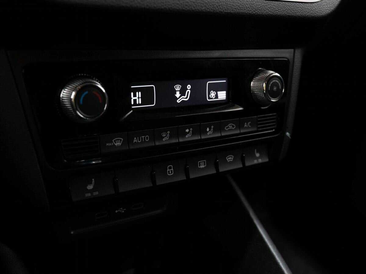 Skoda Rapid 2020 года с пробегом. Фото: #17