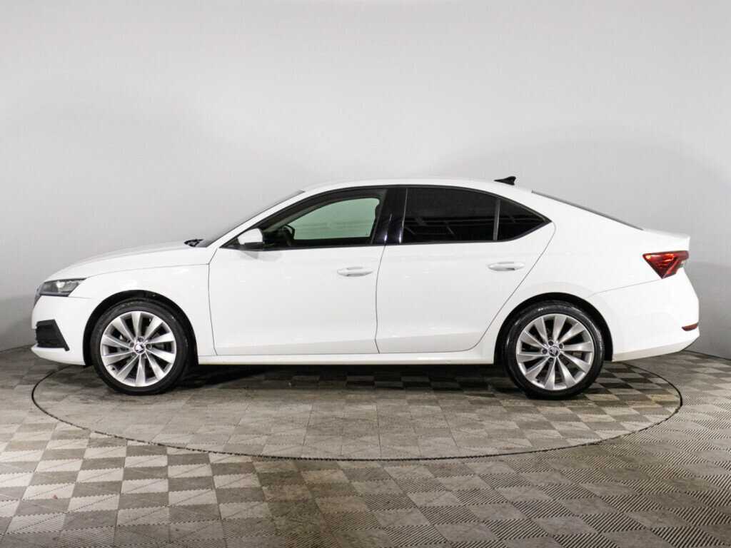 Skoda Octavia 2021 года с пробегом. Фото: #7