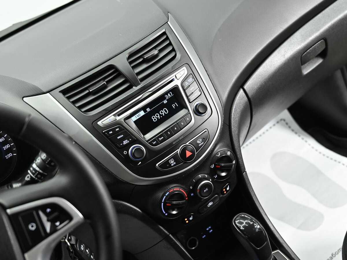 Hyundai Solaris 2015 года с пробегом. Фото: #9