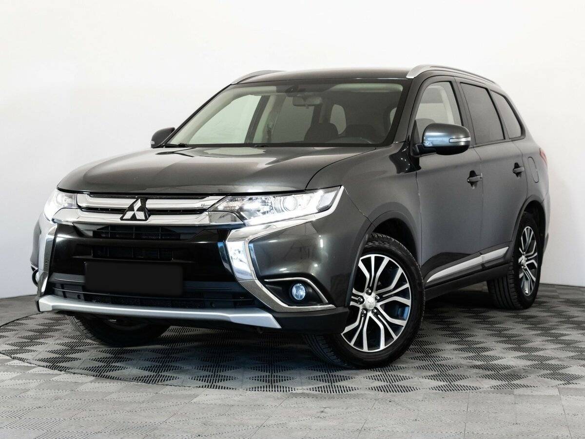 Mitsubishi Outlander 2018 года с пробегом. Фото: #0