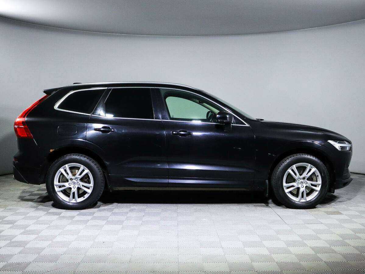 Volvo XC60 2018 года с пробегом. Фото: #3