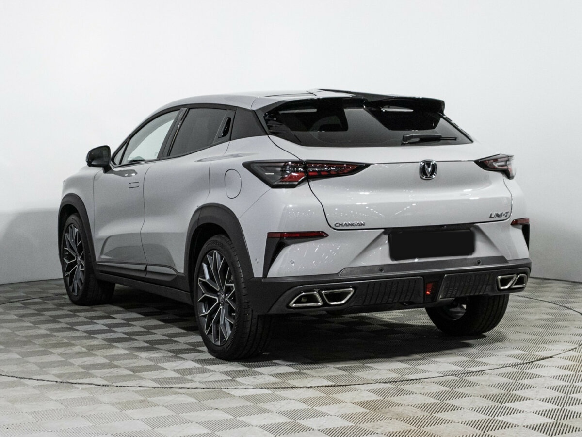 Changan UNI-T 2024 года с пробегом. Фото: #6