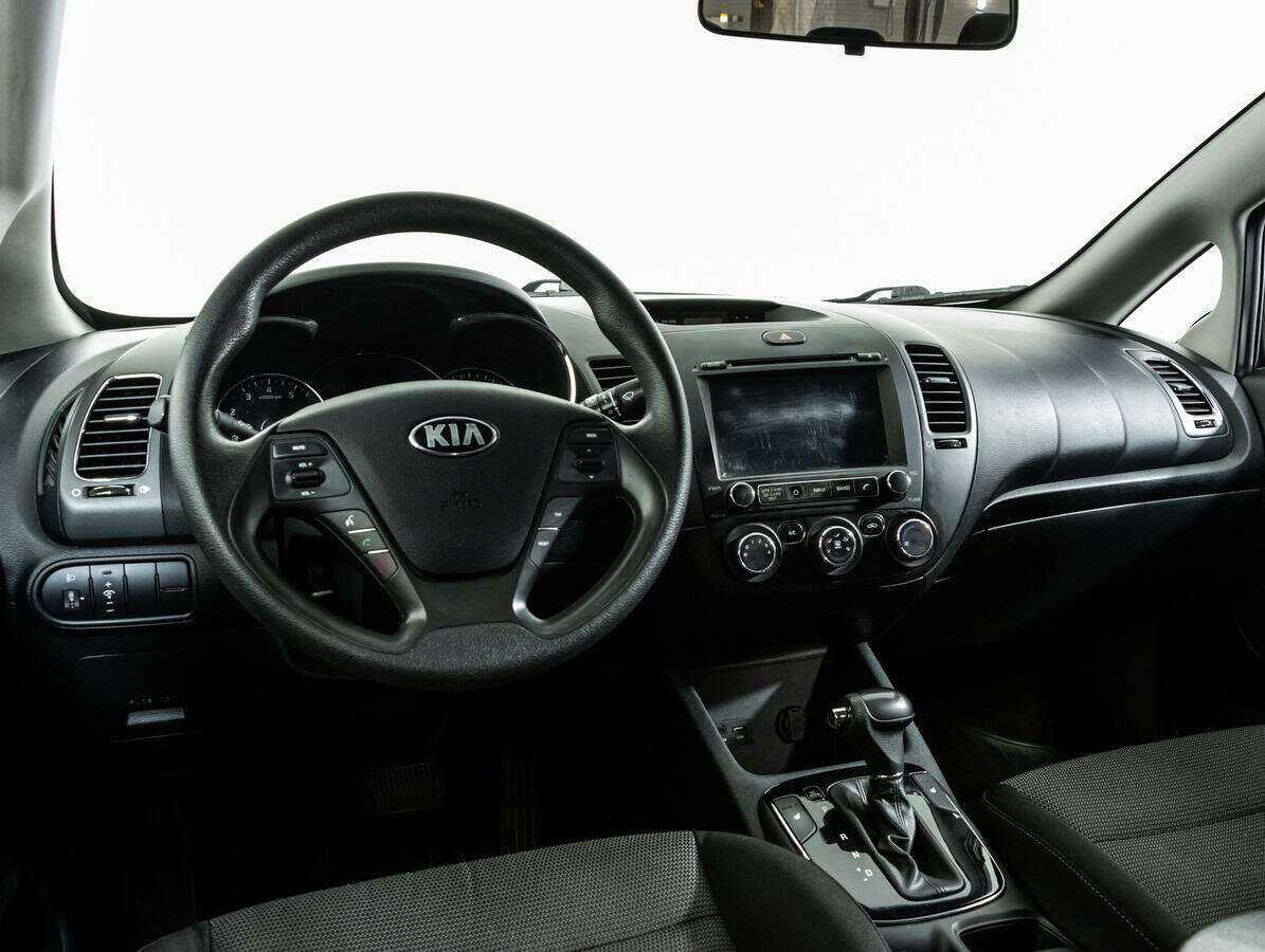 Kia Cerato 2018 года с пробегом. Фото: #9