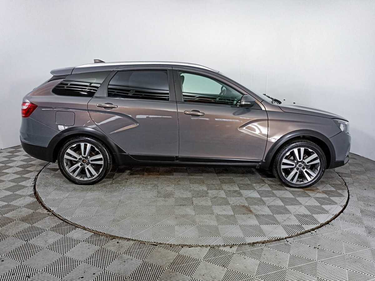 Lada (ВАЗ) Vesta 2017 года с пробегом. Фото: #3