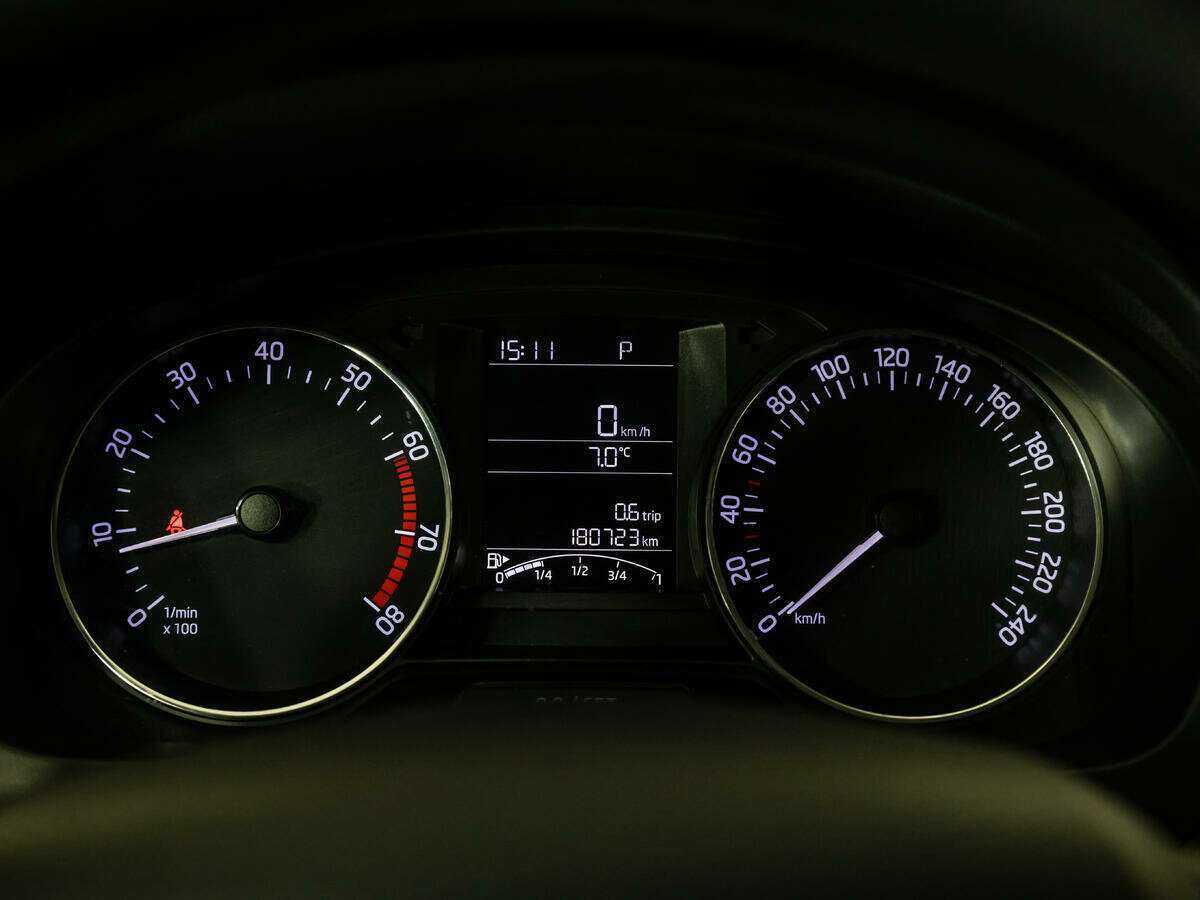 Skoda Rapid 2016 года с пробегом. Фото: #10