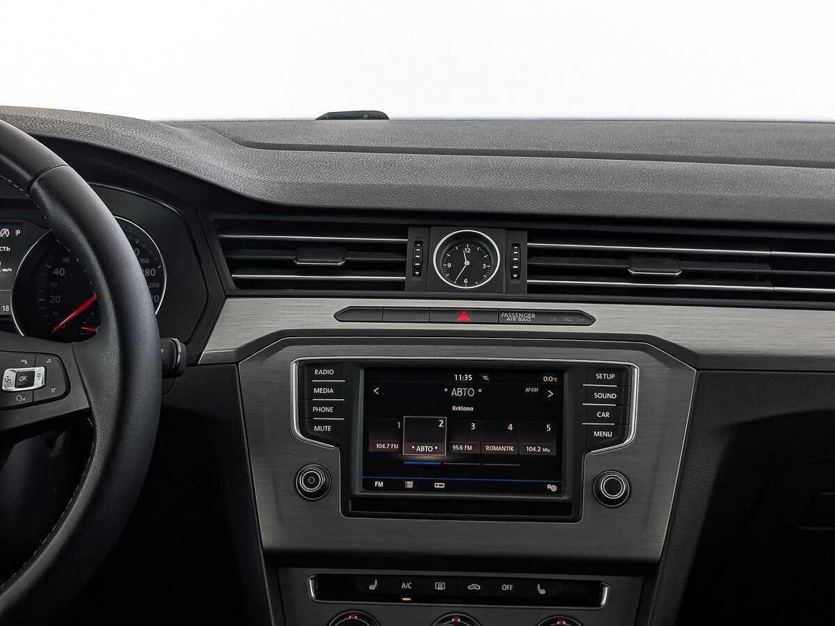 Volkswagen Passat 2017 года с пробегом. Фото: #16