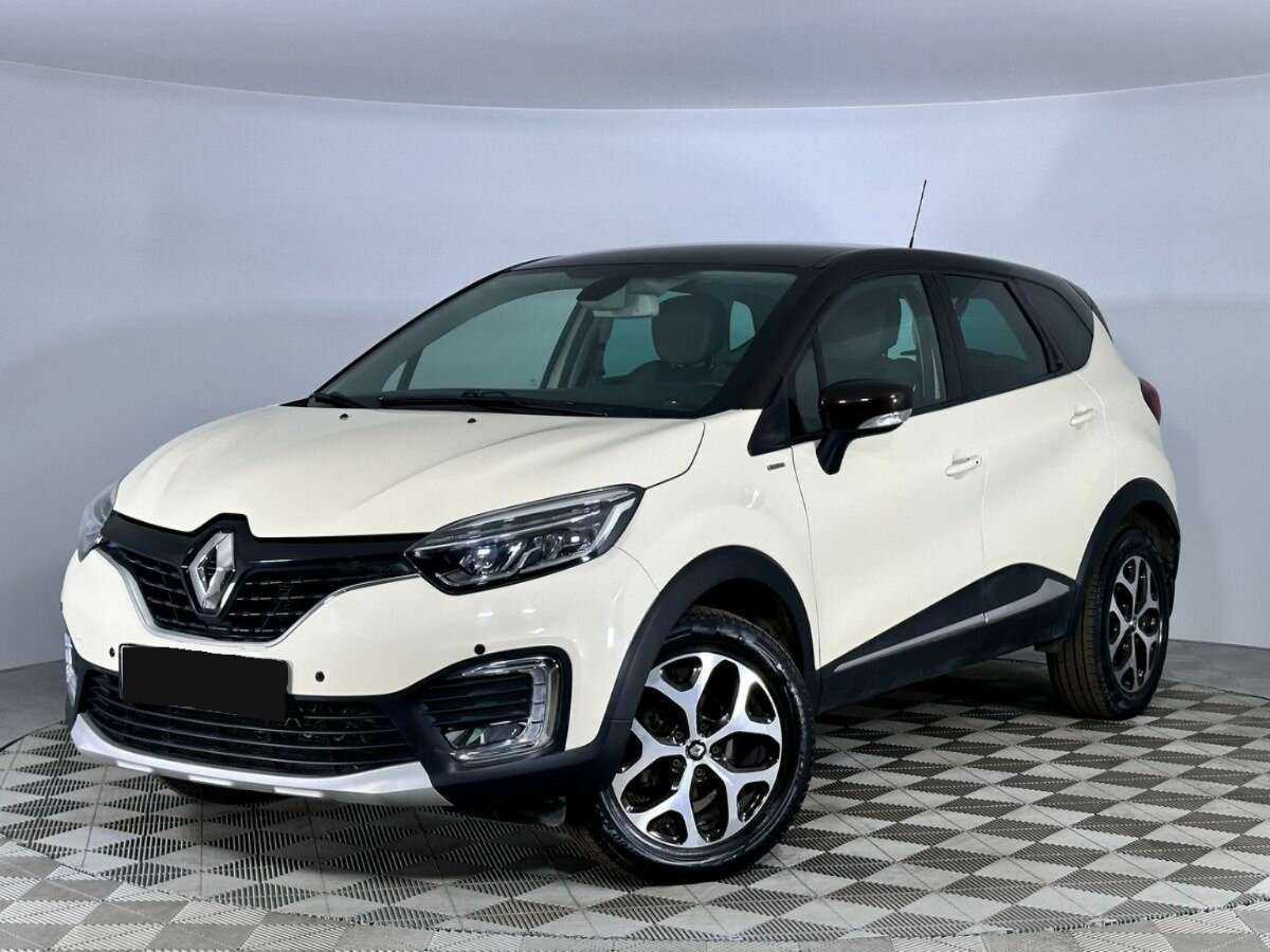 Renault Kaptur 2018 года с пробегом. Посмотреть фото