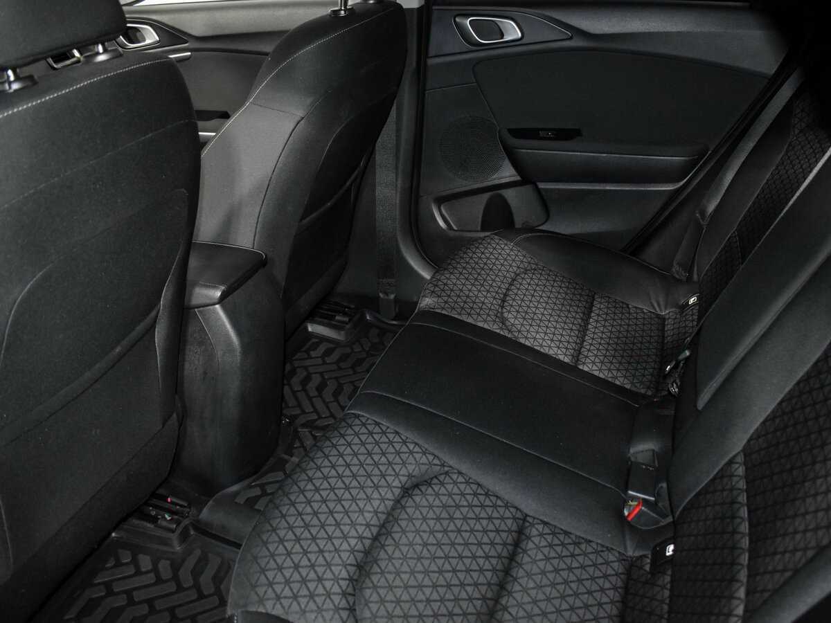 Kia Ceed 2019 года с пробегом. Фото: #11