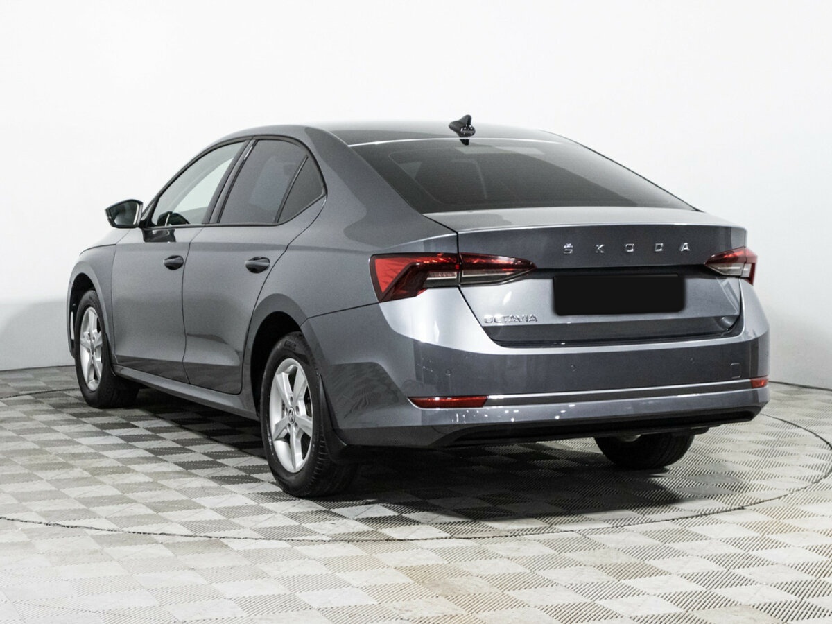 Skoda Octavia 2021 года с пробегом. Фото: #6