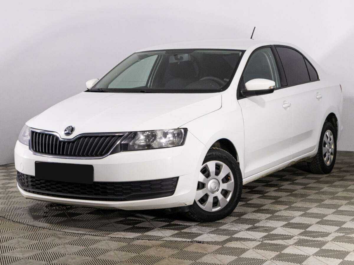 Skoda Rapid 2017 года с пробегом. Посмотреть фото