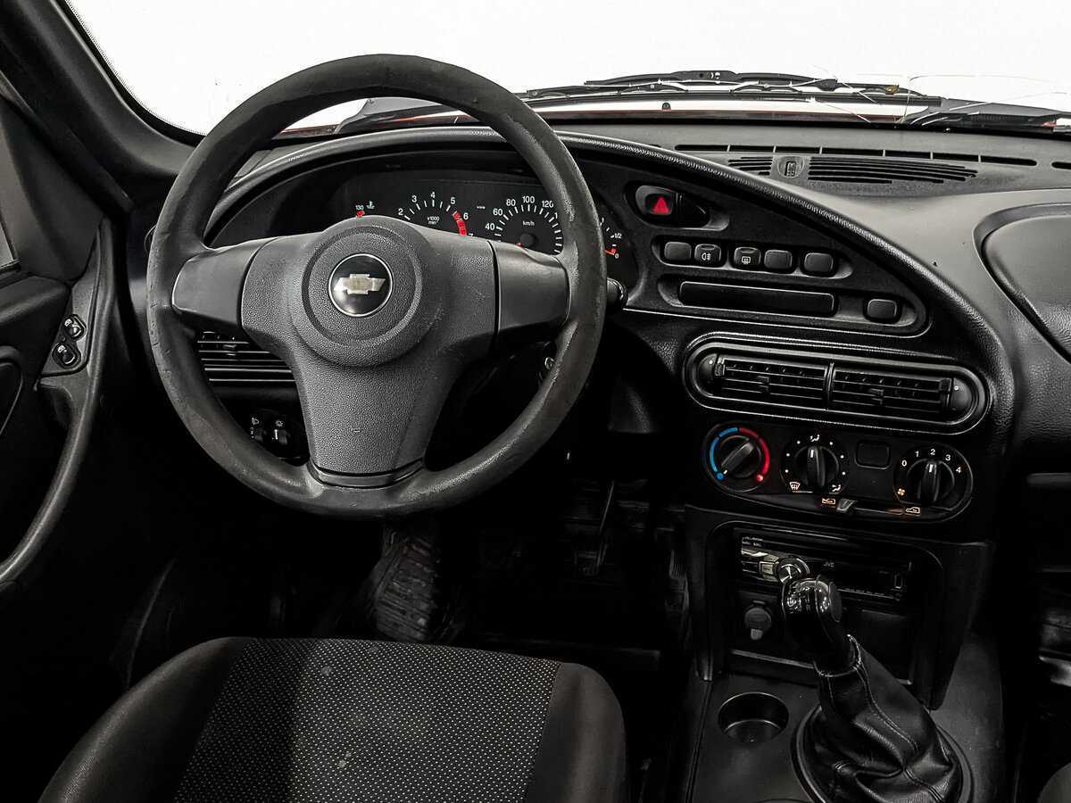Chevrolet Niva 2015 года с пробегом. Фото: #24