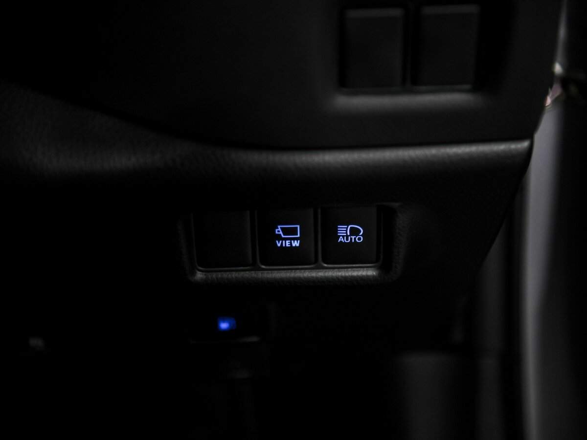 Toyota C-HR 2020 года с пробегом. Фото: #16