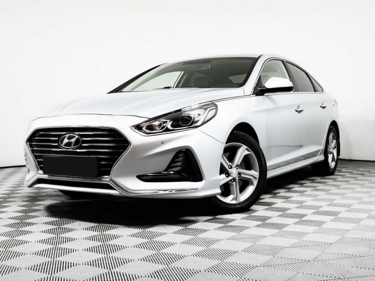 Hyundai Sonata 2018 года с пробегом. Посмотреть фото