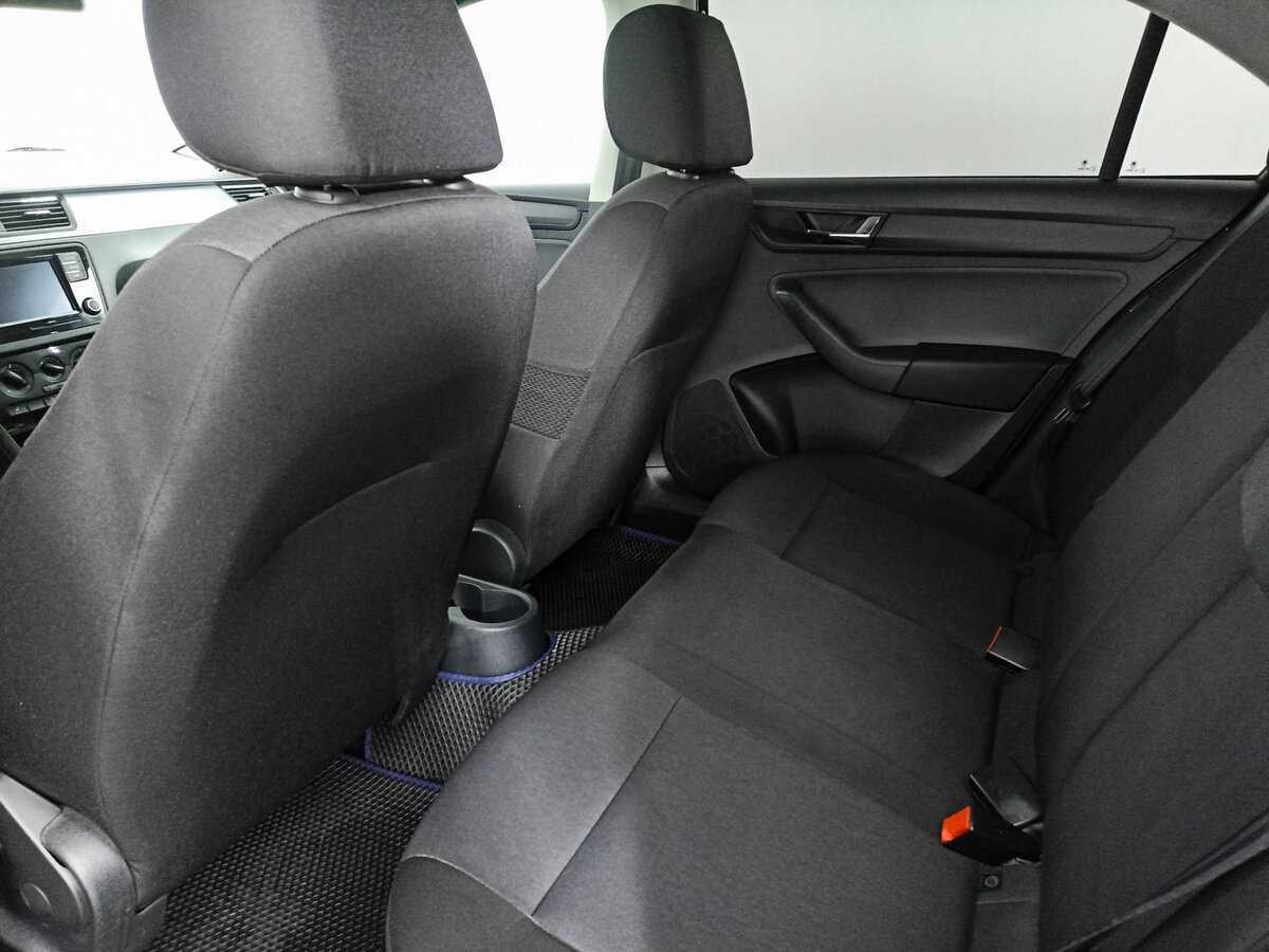 Skoda Rapid 2018 года с пробегом. Фото: #9