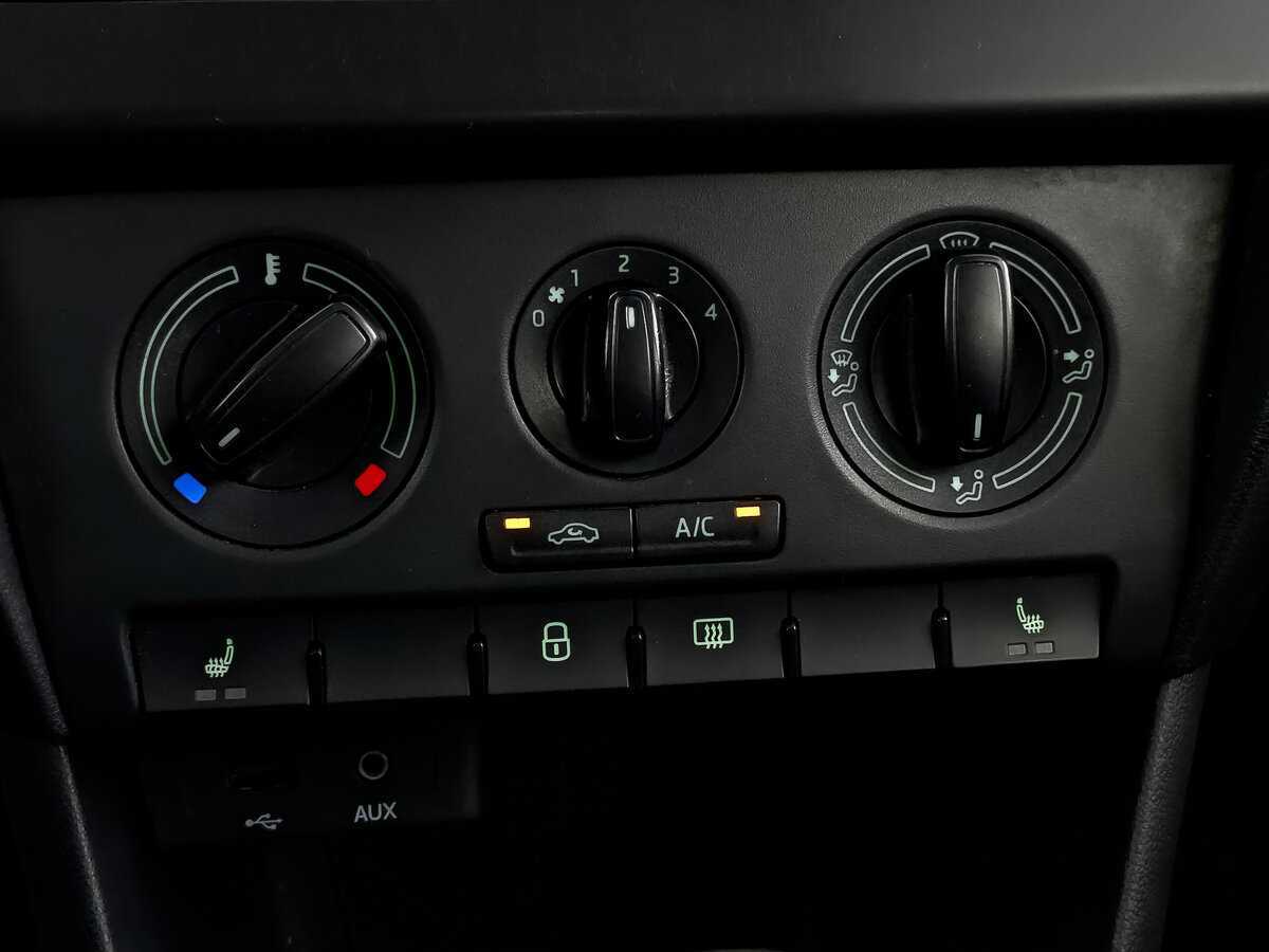 Skoda Rapid 2017 года с пробегом. Фото: #19