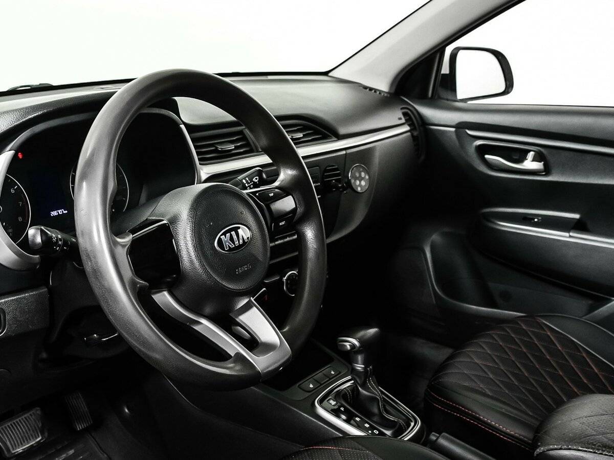 Kia Rio 2021 года с пробегом. Фото: #11
