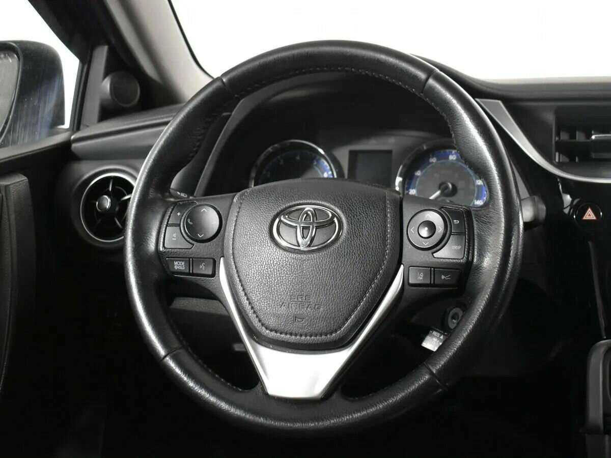 Toyota Corolla 2018 года с пробегом. Фото: #10